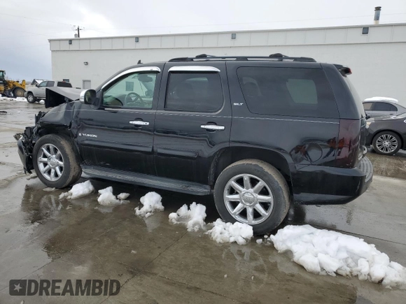 2007 GMC Yukon SLT with VIN 1GKFK13037J286649, listed as a Copart auction lot 45670555 with 183,557 mi miles and Salvage Title. Bid and sale history available at carsss.com. Image 2.