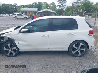 2013 Volkswagen Golf w/Conv & Sunroof с VIN WVWDB7AJ0DW128849, выставлен на аукционе IAAI как лот 42132601 с пробегом 143 182 миль миль и . История ставок и продаж доступна на DreamBid. Изображение 14.