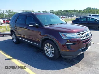 2018 Ford Explorer XLT с VIN 1FM5K8D85JGA23390, выставлен на аукционе IAAI как лот 42507111 с пробегом 79 761 миль миль и . История ставок и продаж доступна на DreamBid. Изображение 1.