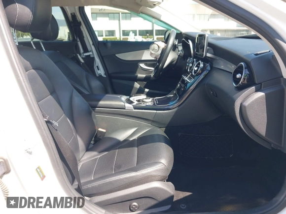 2015 Mercedes-Benz C 300 Luxury with VIN 55SWF4KBXFU020795, listed as a IAAI auction lot 41842174 with 113,630 mi miles and . Bid and sale history available at carsss.com. Image 5.