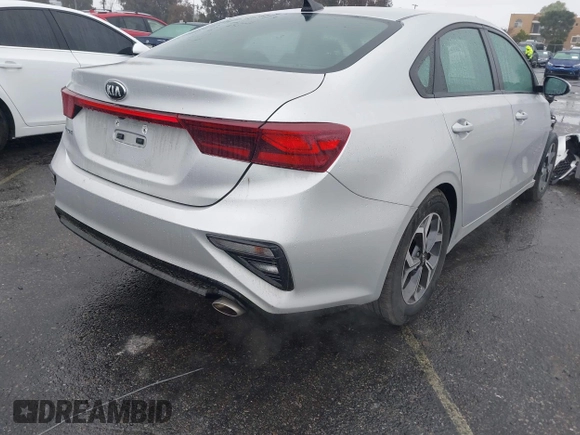 2021 Kia Forte LXS with VIN 3KPF24AD3ME268213, listed as a IAAI auction lot 41561861 with 22,544 mi miles and . Bid and sale history available at DreamBid. Image 4.