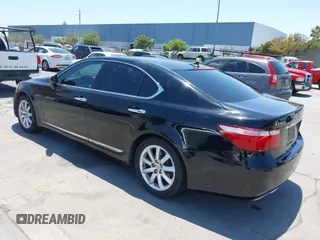 2008 Lexus LS 460 с VIN JTHBL46F785055299, выставлен на аукционе IAAI как лот 42678981 с пробегом 273 830 миль миль и . История ставок и продаж доступна на DreamBid. Изображение 3.