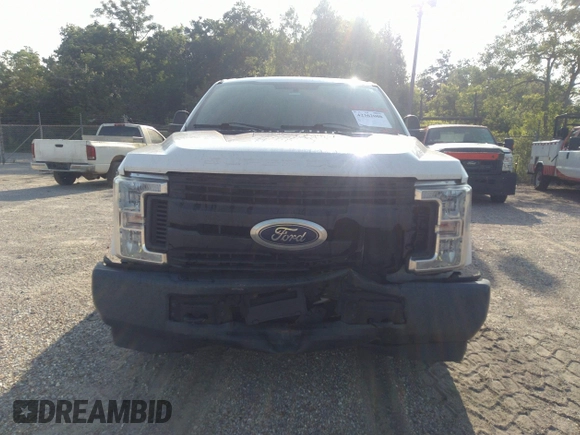 2018 Ford F-250 XL z VIN 1FDBF2A65JEC47942, wystawiony jako IAAI lot #42362008 z przebiegiem 173 284 mil mil oraz . Historia ofert i sprzedaży dostępna na DreamBid. Obrazek 12.
