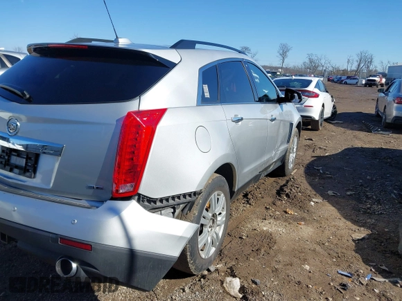 2015 Cadillac SRX with VIN 3GYFNAE39FS591106, listed as a IAAI auction lot 41539502 with 179,182 mi miles and . Bid and sale history available at DreamBid. Image 4.