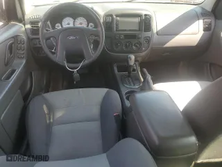 2007 Ford Escape XLS with VIN 1FMYU02Z77KB19323, listed as a Copart auction lot 52345655 with 153,509 mi miles and Salvage Title. Bid and sale history available at carsss.com. Image 8.