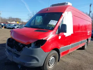 2021 Mercedes-Benz Sprinter Cargo with VIN W1Y4ECHY4MT070552, listed as a IAAI auction lot 41720548 with 110,401 mi miles and . Bid and sale history available at carsss.com. Image 16.