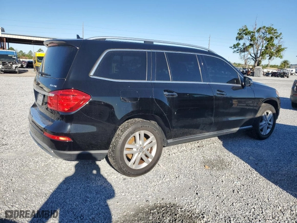 2014 Mercedes-Benz GL-Class GL 450 with VIN 4JGDF7CE3EA323360, listed as a Copart auction lot 49641415 with 98,717 mi miles and Clean Title. Bid and sale history available at carsss.com. Image 3.