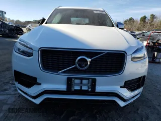 2019 Volvo XC90 R-Design with VIN YV4BR0CM6K1469018, listed as a Copart auction lot 42264695 with 60,482 mi miles and Salvage Title. Bid and sale history available at carsss.com. Image 5.