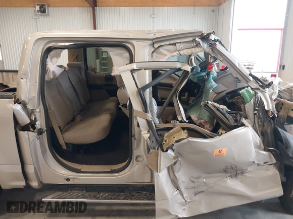 2017 Ford F-150 XL with VIN 1FTEW1CP0HKC70980, listed as a IAAI auction lot 39181898 with 1 mi miles. Bid and sale history available at carsss.com. Image 20.