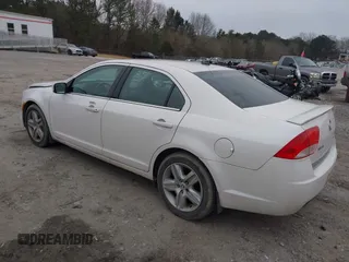2011 Mercury Milan with VIN 3MEHM0HAXBR600952, listed as a IAAI auction lot 41381502 with 224,045 mi miles. Bid and sale history available at carsss.com. Image 3.