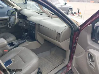 2002 Jeep Grand Cherokee Limited with VIN 1J8GW58N02C324540, listed as a IAAI auction lot 41476068 with 205,646 mi miles. Bid and sale history available at carsss.com. Image 5.