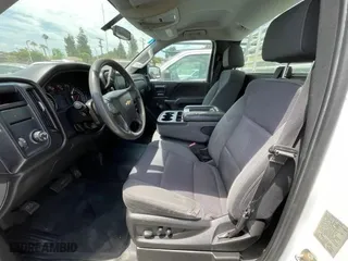 2018 Chevrolet Silverado 1500 Work Truck with VIN 1GCNCNEH0JZ281920, listed as a Copart auction lot 52055165 with 136,715 mi miles and Clean Title. Bid and sale history available at carsss.com. Image 5.