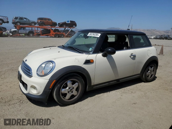 2011 MINI Hardtop with VIN WMWSU3C59BT251488, listed as a Copart auction lot 59236285 with 141,997 mi miles and Clean title. Bid and sale history available at DreamBid. Image 1.