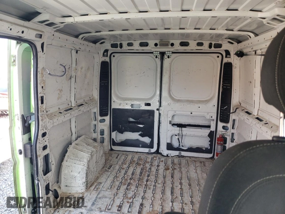 2016 Ram ProMaster Cargo with VIN 3C6TRVAG6GE108384, listed as a Copart auction lot 42991025 with 242,111 mi miles and Clean Title. Bid and sale history available at DreamBid. Image 10.