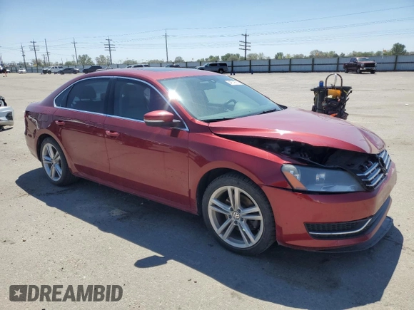 2015 Volkswagen Passat SE с VIN 1VWBV7A3XFC029957, выставлен на аукционе Copart как лот 54874925 с пробегом 107 730 миль миль и Списание • Salvage title. История ставок и продаж доступна на DreamBid. Изображение 4.