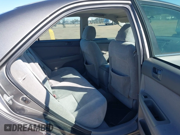 2004 Toyota Camry LE with VIN 4T1BF30K74U588368, listed as a IAAI auction lot 41659383 with 190,833 mi miles. Bid and sale history available at carsss.com. Image 8.