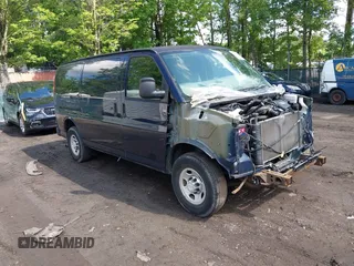 2011 Chevrolet Express Cargo z VIN 1GCZGTCA3B1151128, wystawiony jako IAAI lot #42423120 z przebiegiem 109 268 mil mil oraz . Historia ofert i sprzedaży dostępna na DreamBid. Obrazek 1.