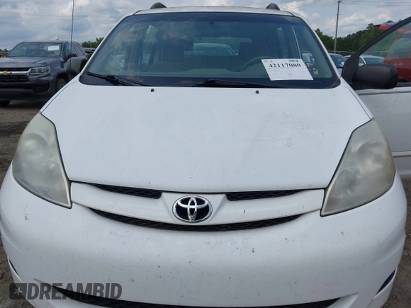 2010 Toyota Sienna CE with VIN 5TDKK4CC7AS340678, listed as a IAAI auction lot 42117080 with 202,894 mi miles. Bid and sale history available at carsss.com. Image 6.