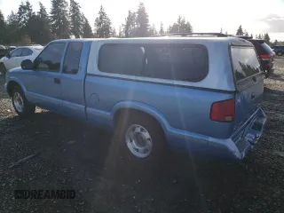 1996 GMC Sonoma SLS with VIN 1GTCS1947T8515229, listed as a Copart auction lot 81010404 with 0 mi miles and Salvage Title. Bid and sale history available at carsss.com. Image 2.