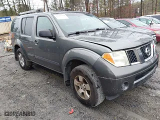 2006 Nissan Pathfinder SE with VIN 5N1AR18U26C676041, listed as a IAAI auction lot 41872718 with 254,585 mi miles. Bid and sale history available at carsss.com. Image 1.