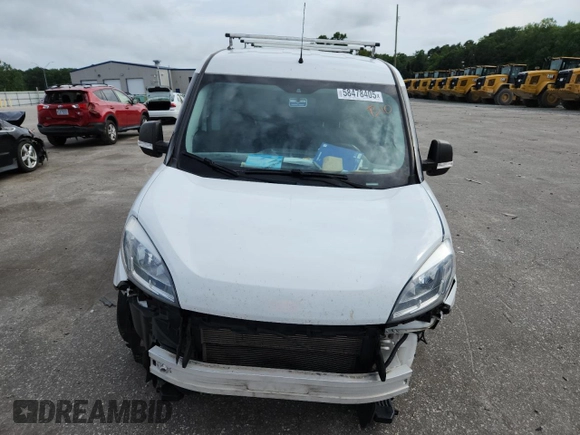 2021 Ram ProMaster City Cargo Tradesman with VIN ZFBHRFAB5M6T49995, listed as a Copart auction lot 58478405 with 86,748 mi miles and Salvage title. Bid and sale history available at DreamBid. Image 5.