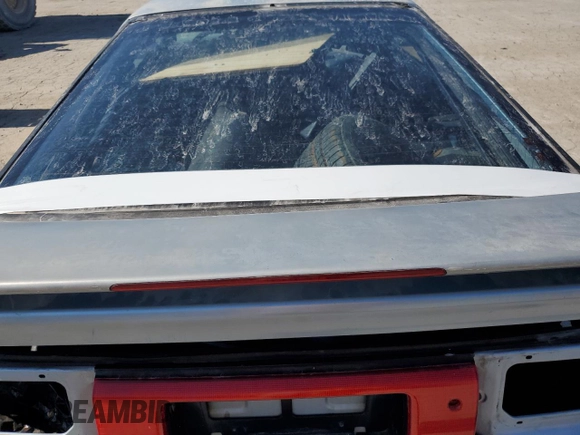 1989 Toyota Supra z VIN JT2MA70J8K0114002, wystawiony jako Copart lot #78068714 z przebiegiem 196 448 mil mil oraz Czysty tytuł • Clean title. Historia ofert i sprzedaży dostępna na DreamBid. Obrazek 10.