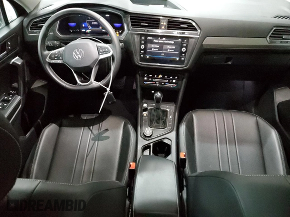 2023 Volkswagen Tiguan SE z VIN 3VV2B7AX1PM125167, wystawiony jako Copart lot #44709205 z przebiegiem 24 509 mil mil oraz Szkoda całkowita • Salvage title. Historia ofert i sprzedaży dostępna na DreamBid. Obrazek 8.