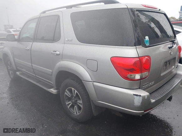 2006 Toyota Sequoia SR5 with VIN 5TDZT34A36S283826, listed as a IAAI auction lot 41724243 with 147,787 mi miles. Bid and sale history available at carsss.com. Image 3.