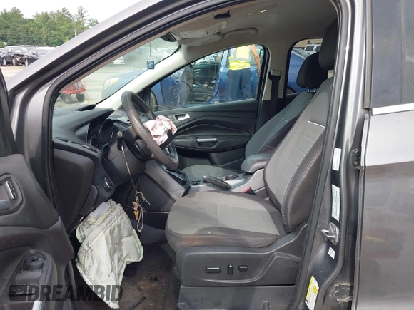 2014 Ford Escape SE with VIN 1FMCU9G97EUB27835, listed as a IAAI auction lot 42530986 with 137,933 mi miles and . Bid and sale history available at DreamBid. Image 5.