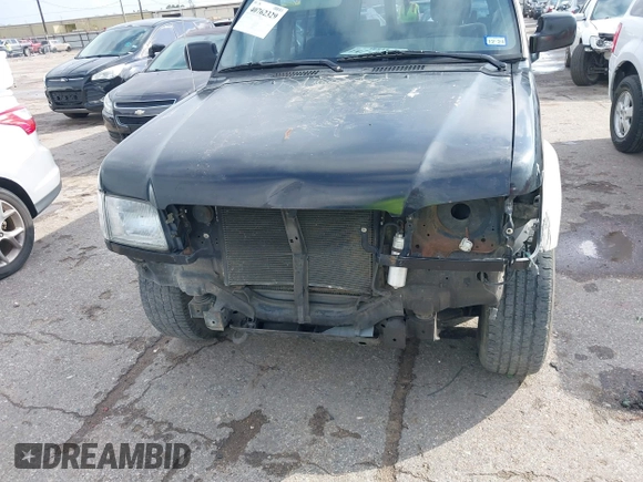 1999 Isuzu Trooper S with VIN JACDJ58X5X7902821, listed as a IAAI auction lot 40762329 with 182,773 mi miles and . Bid and sale history available at DreamBid. Image 6.