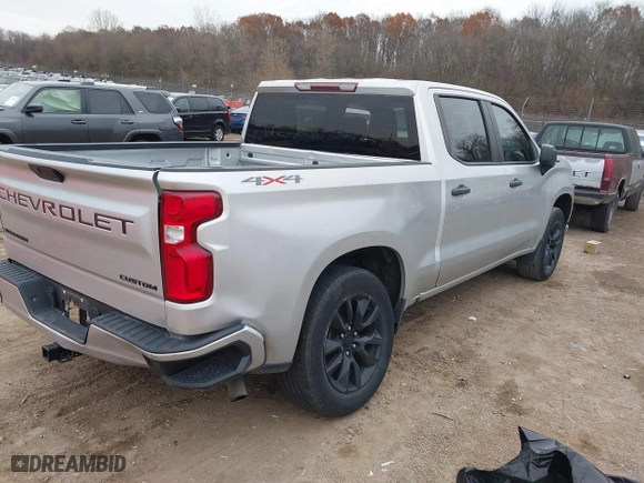 2021 Chevrolet Silverado 1500 Custom with VIN 3GCPYBEK2MG211442, listed as a IAAI auction lot 40985594 with 78,523 mi miles. Bid and sale history available at carsss.com. Image 4.