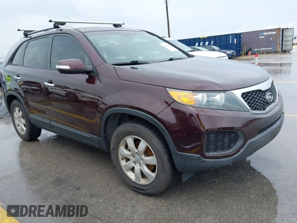 2013 Kia Sorento LX with VIN 5XYKT4A28DG387792, listed as a IAAI auction lot 42650144 with 93,136 mi miles and . Bid and sale history available at DreamBid. Image 1.