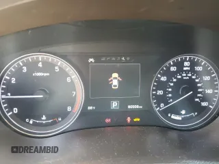 2017 Genesis G80 3.8L z VIN KMHGN4JE2HU199246, wystawiony jako Copart lot #64332695 z przebiegiem 80 508 mil mil oraz Szkoda całkowita • Salvage title. Historia ofert i sprzedaży dostępna na DreamBid. Obrazek 9.