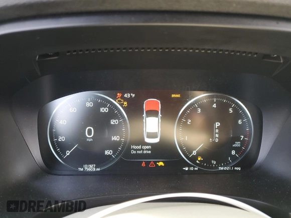 2018 Volvo S90 Momentum with VIN LVY982MK0JP033167, listed as a Copart auction lot 82034334 with 101,927 mi miles and Salvage Title. Bid and sale history available at carsss.com. Image 9.