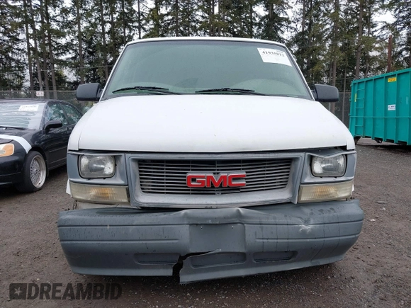 2000 GMC Safari Cargo with VIN 1GTDM19W7YB512129, listed as a IAAI auction lot 41935812 with 222,848 mi miles. Bid and sale history available at carsss.com. Image 6.