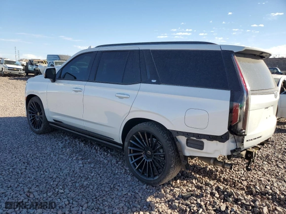 2022 Cadillac Escalade Sport Platinum with VIN 1GYS4GKL8NR129095, listed as a Copart auction lot 44631925 with 44,085 mi miles and Salvage Title. Bid and sale history available at carsss.com. Image 2.