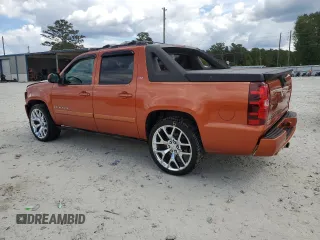 2007 Chevrolet Avalanche LT w/3LT with VIN 3GNFK12367G261924, listed as a Copart auction lot 72162084 with 312,768 mi miles and Salvage Title. Bid and sale history available at carsss.com. Image 2.