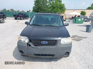 2007 Ford Escape XLS with VIN 1FMYU02ZX7KB90581, listed as a IAAI auction lot 42430544 with 164,595 mi miles and . Bid and sale history available at DreamBid. Image 12.