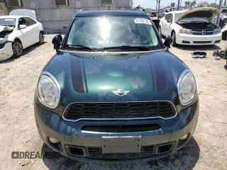 2012 MINI Countryman S with VIN WMWZC3C58CWL83403, listed as a Copart auction lot 61290125 with 122,714 mi miles and Clean title. Bid and sale history available at DreamBid. Image 5.