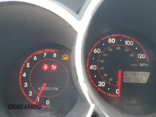 2005 Toyota Matrix STD with VIN 2T1KR32E85C441168, listed as a Copart auction lot 45498945 with 184,385 mi miles and Salvage Title. Bid and sale history available at DreamBid. Image 9.