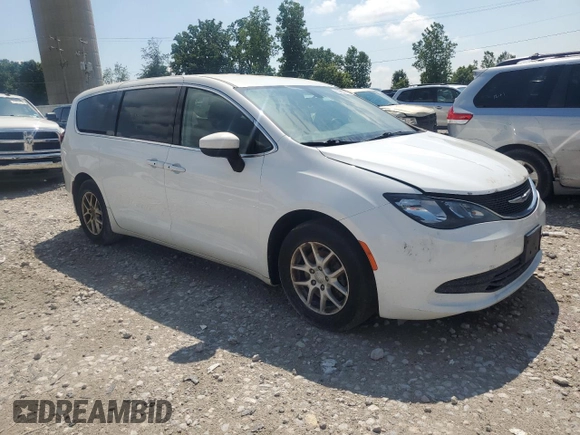 2018 Chrysler Pacifica Touring with VIN 2C4RC1DG9JR130510, listed as a Copart auction lot 63983325 with 201,474 mi miles and Clean title. Bid and sale history available at DreamBid. Image 4.