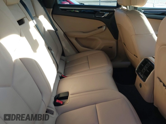2024 Porsche Macan with VIN WP1AA2A56RLB09824, listed as a IAAI auction lot 41547013 with 10,703 mi miles and . Bid and sale history available at DreamBid. Image 8.