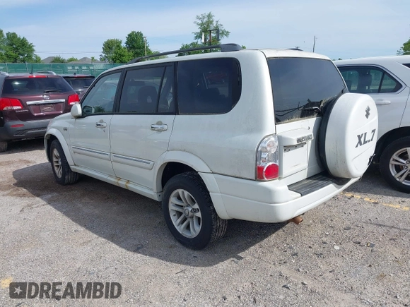 2005 Suzuki XL7 LX with VIN JS3TX92VX54108021, listed as a IAAI auction lot 42250329 with 152,013 mi miles and . Bid and sale history available at DreamBid. Image 3.