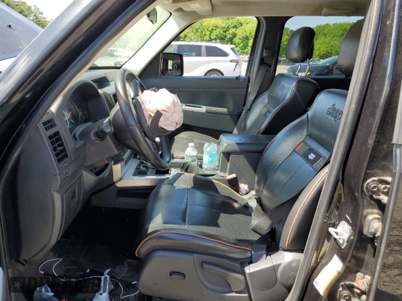 2011 Jeep Liberty Sport Jet z VIN 1J4PN2GK4BW558575, wystawiony jako Copart lot #55954565 z przebiegiem Nie podano mil oraz Szkoda całkowita • Salvage title. Historia ofert i sprzedaży dostępna na DreamBid. Obrazek 7.