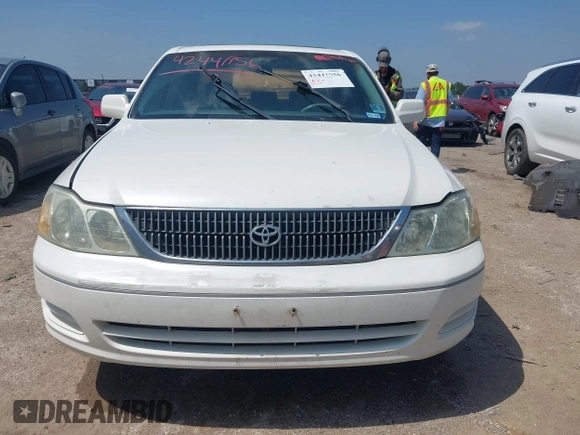 2001 Toyota Avalon XL z VIN 4T1BF28B91U183347, wystawiony jako IAAI lot #42441956 z przebiegiem 310 167 mil mil oraz . Historia ofert i sprzedaży dostępna na DreamBid. Obrazek 12.