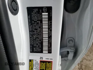 2025 Toyota Camry LE z VIN 4T1DAACK3SU570793, wystawiony jako Copart lot #55525395 z przebiegiem Nie podano mil oraz Szkoda całkowita • Salvage title. Historia ofert i sprzedaży dostępna na DreamBid. Obrazek 12.