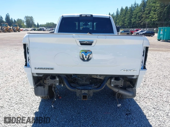 2019 Ram 2500 Laramie z VIN 3C6UR5FL9KG727505, wystawiony jako IAAI lot #42460333 z przebiegiem 27 987 mil mil oraz . Historia ofert i sprzedaży dostępna na DreamBid. Obrazek 17.