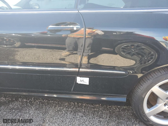 2006 Mercedes-Benz CLK-Class 5.0L with VIN WDBTK75G86T065318, listed as a Copart auction lot 76186154 with 85,902 mi miles and Salvage Title. Bid and sale history available at carsss.com. Image 12.