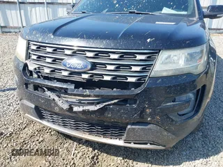 2017 Ford Explorer XLT z VIN 1FM5K7D89HGB71482, wystawiony jako IAAI lot #42009154 z przebiegiem 159 498 mil mil oraz . Historia ofert i sprzedaży dostępna na DreamBid. Obrazek 6.