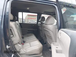 2011 Honda Pilot EX-L with VIN 5FNYF4H59BB052417, listed as a IAAI auction lot 42004376 with 223,854 mi miles. Bid and sale history available at carsss.com. Image 8.